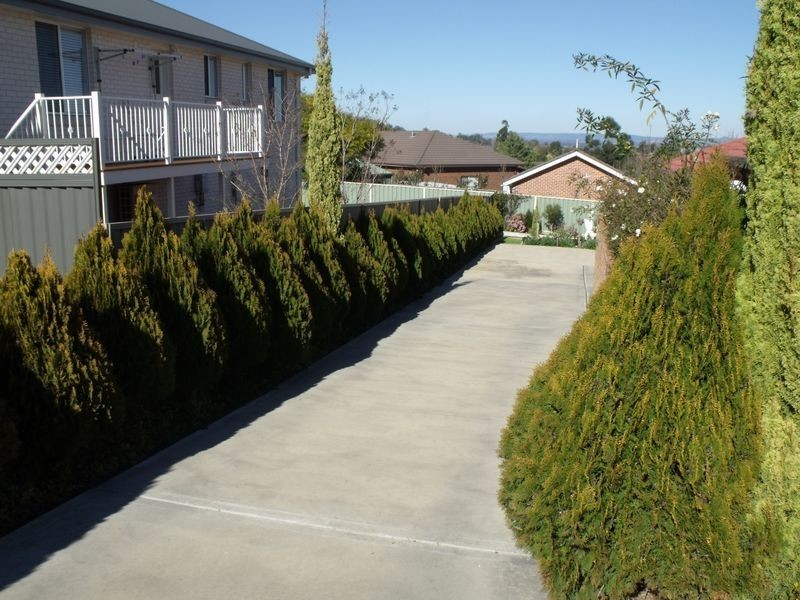 20a Acacia Circle, Cowra NSW 2794