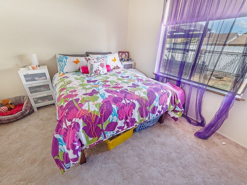 27 Lee Street, Cowra NSW 2794