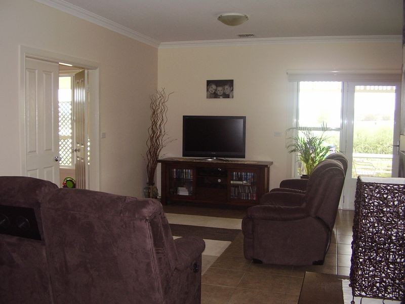 301 Elouera Road, Cowra NSW 2794