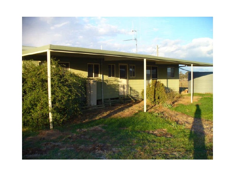 Tallarook Road, Cowra NSW 2794