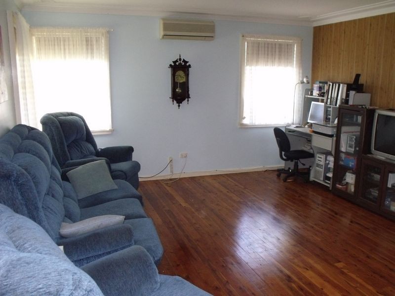 34 Fitzroy Avenue, Cowra NSW 2794