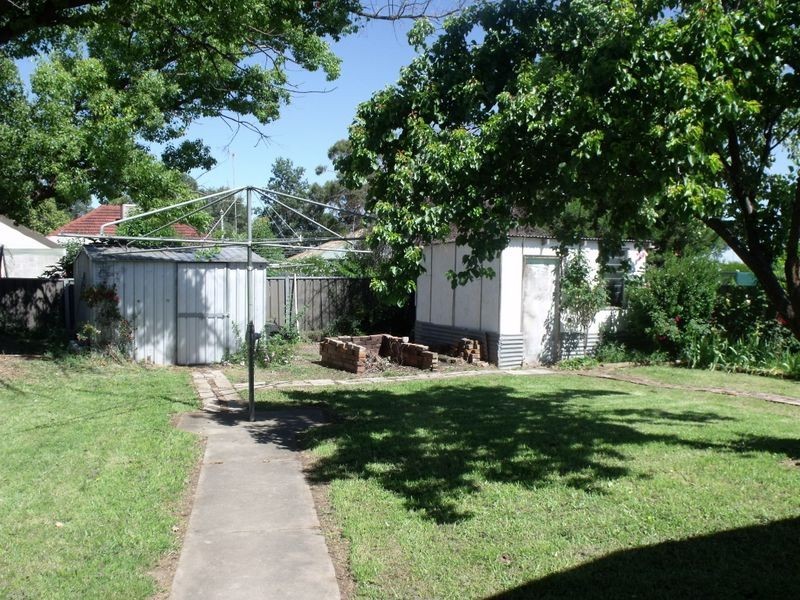 34 Fitzroy Avenue, Cowra NSW 2794