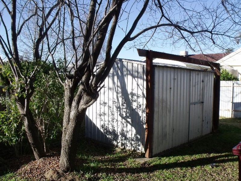 11 Chapman Street, Cowra NSW 2794