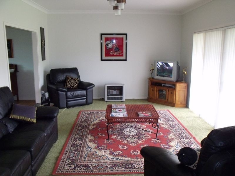 18 Binni Creek Road, Cowra NSW 2794