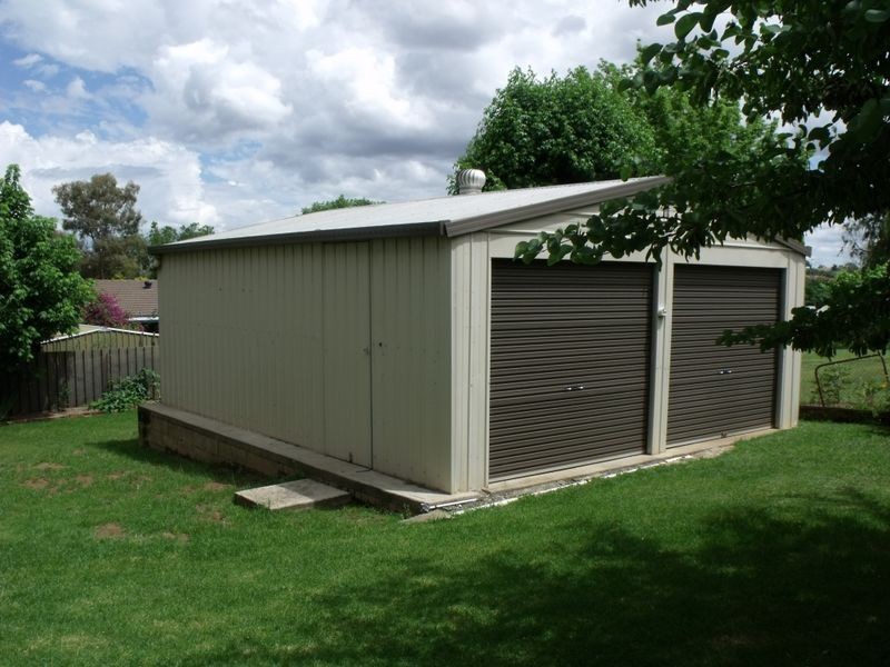 18 Binni Creek Road, Cowra NSW 2794