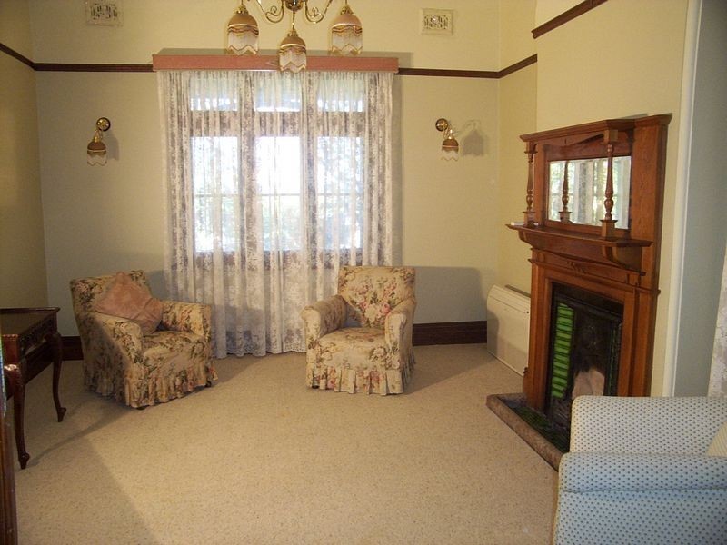 41 Lachlan Street, Cowra NSW 2794