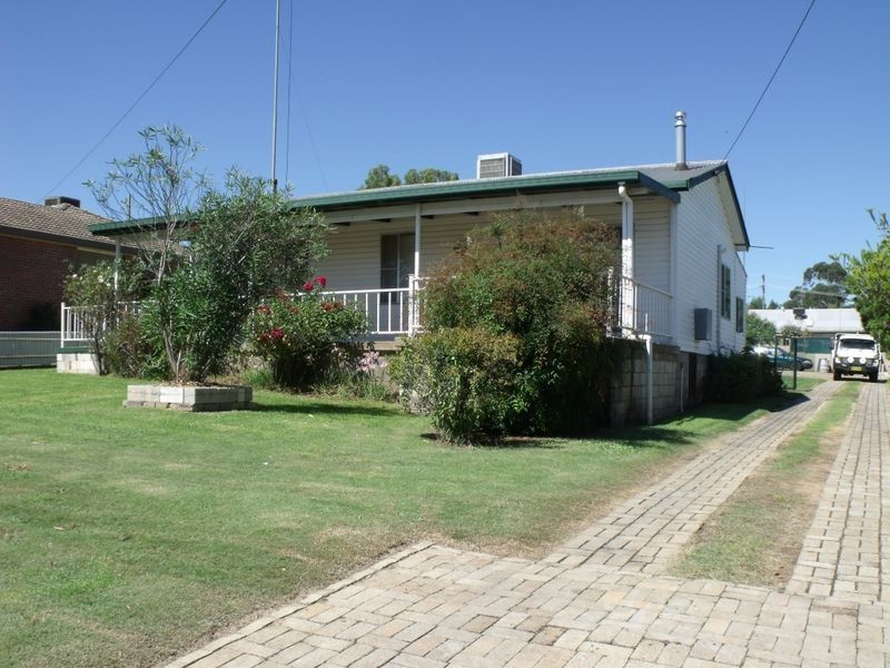 39 Watt Street, Cowra NSW 2794