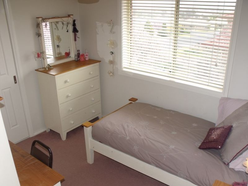 4 Grevillea Close, Cowra NSW 2794