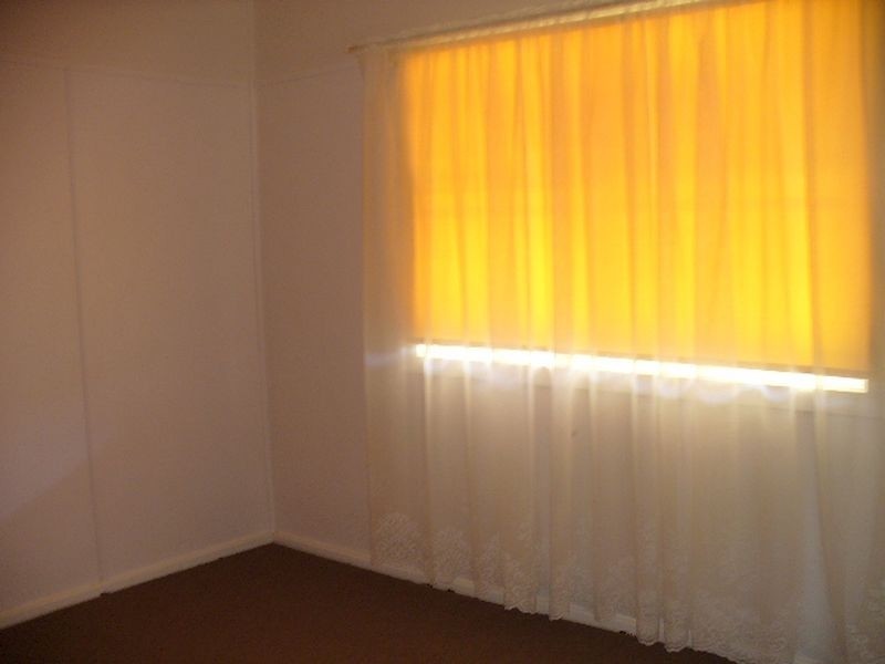 25 Kite Street, Cowra NSW 2794