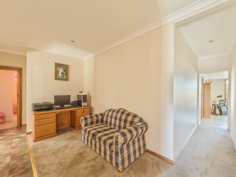 6 Stewart Street, Cowra NSW 2794