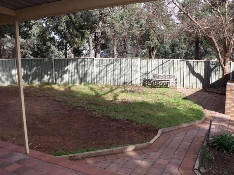 38 Darling Avenue, Cowra NSW 2794