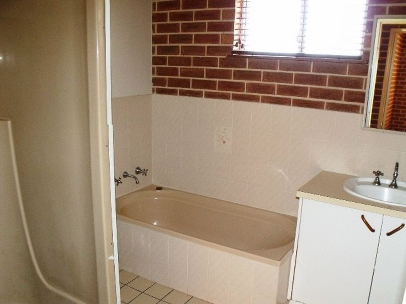 3 Hassan Street, Cowra NSW 2794