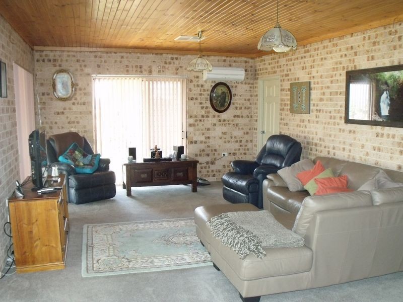 46 Delaneys Road, Cowra NSW 2794