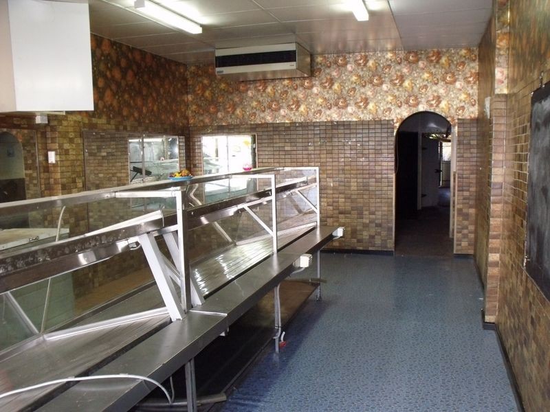 42 Kendal Street, Cowra NSW 2794