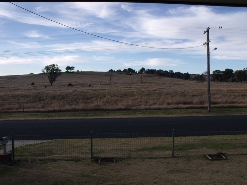 12A Farrar Street, Cowra NSW 2794