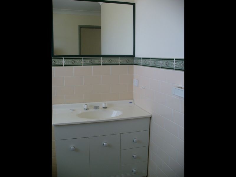 9 Casuarina Close, Cowra NSW 2794