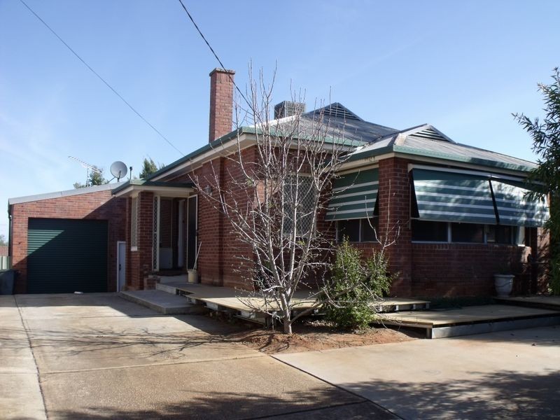 31 Liverpool Street, Cowra NSW 2794