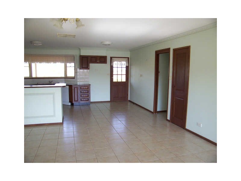 Kintyre Mckennys Lane, Cowra NSW 2794