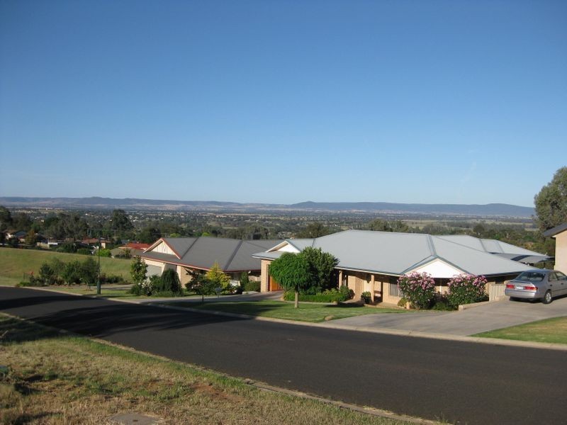 29 London Drive, Cowra NSW 2794