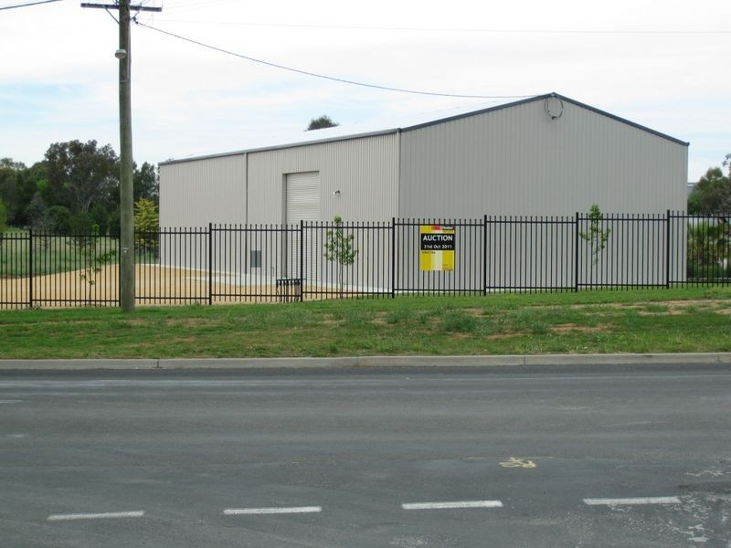 84 Young Road, Cowra NSW 2794