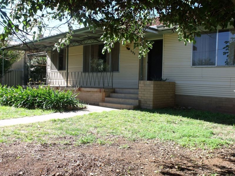 127 Lachlan Street, Cowra NSW 2794