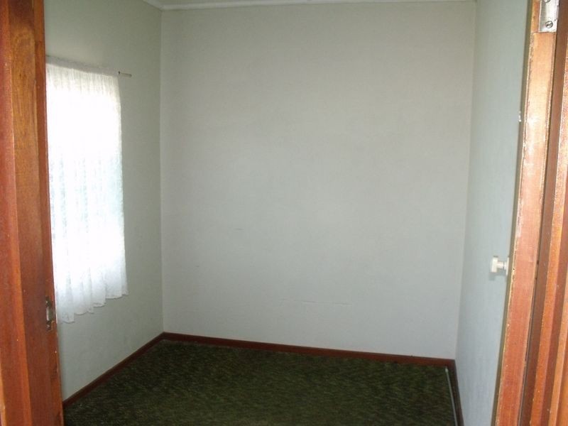 2 Macassar Street, Cowra NSW 2794