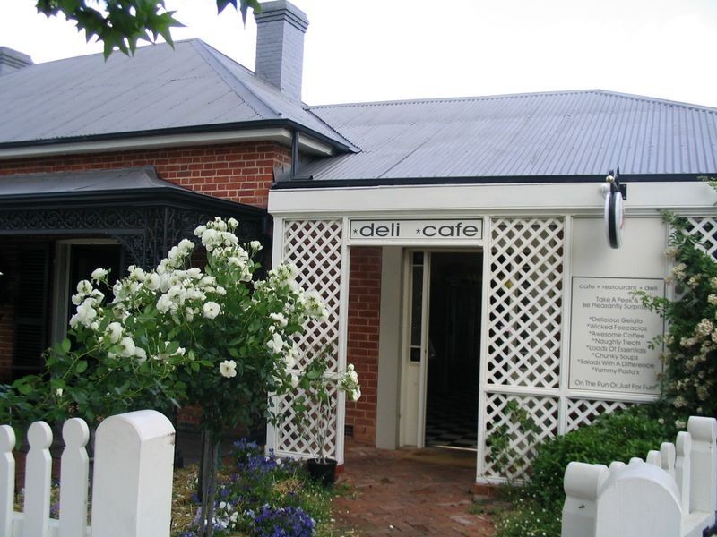 127 Kendal Street, Cowra NSW 2794