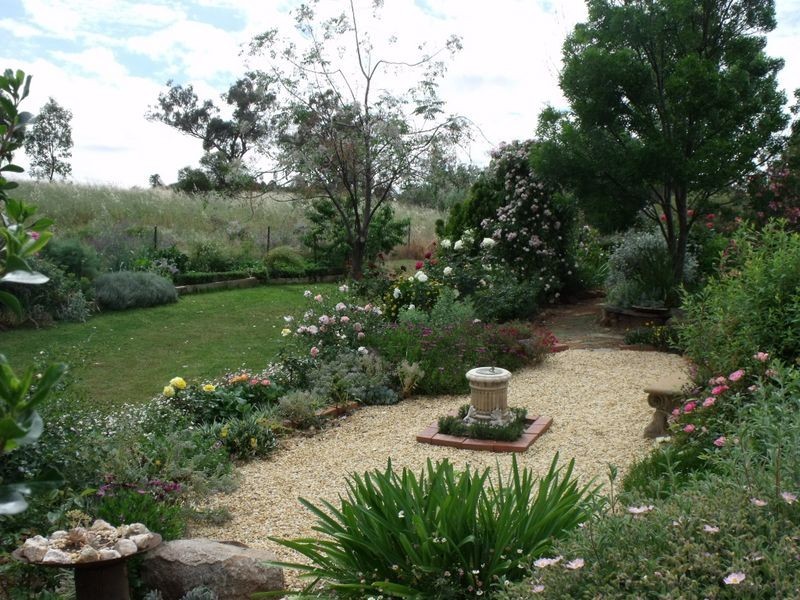 7 Banksia Close, Cowra NSW 2794