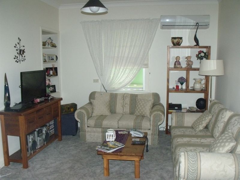 10 Brougham Street, Cowra NSW 2794