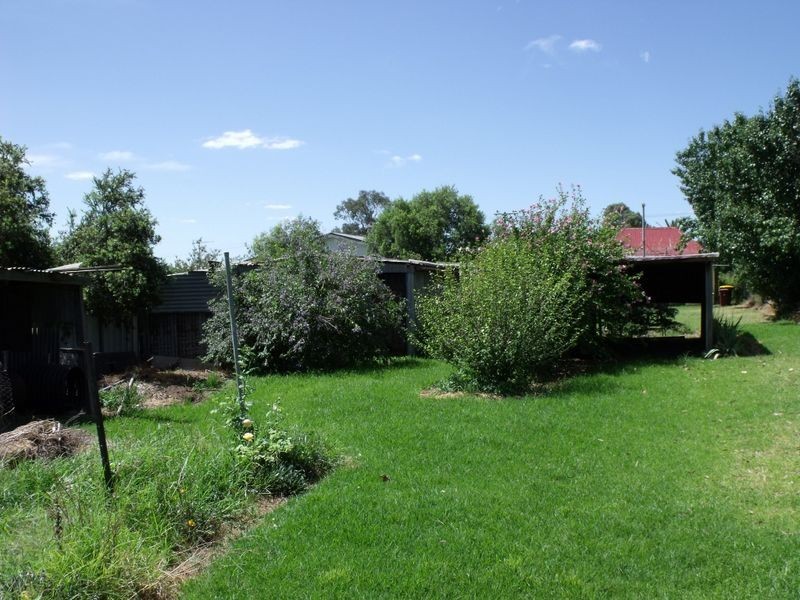 21 Macassar Street, Cowra NSW 2794