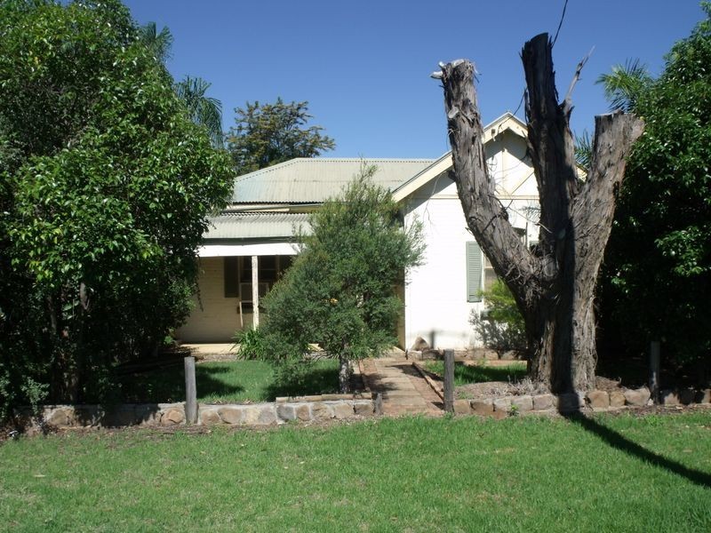 23 River Park Road, Cowra NSW 2794