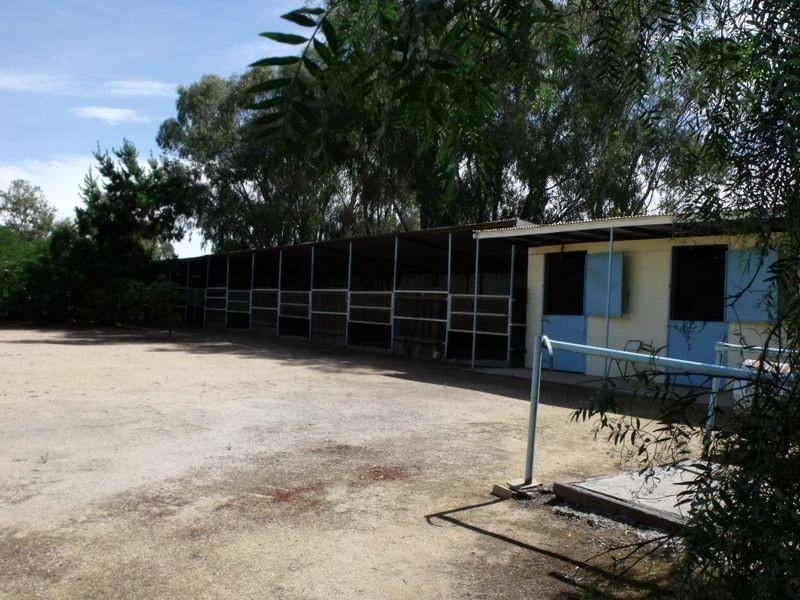 23-25 Waratah Street, Cowra NSW 2794