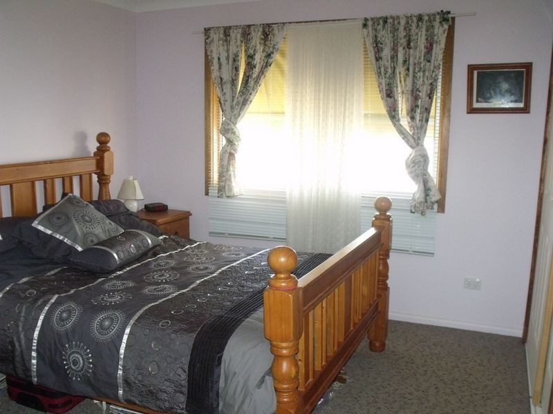 Kanangra Glen/27 Old Boorowa Road, Cowra NSW 2794