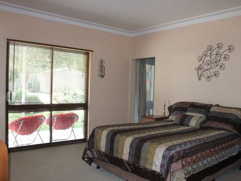 38 Dowell Street, Cowra NSW 2794