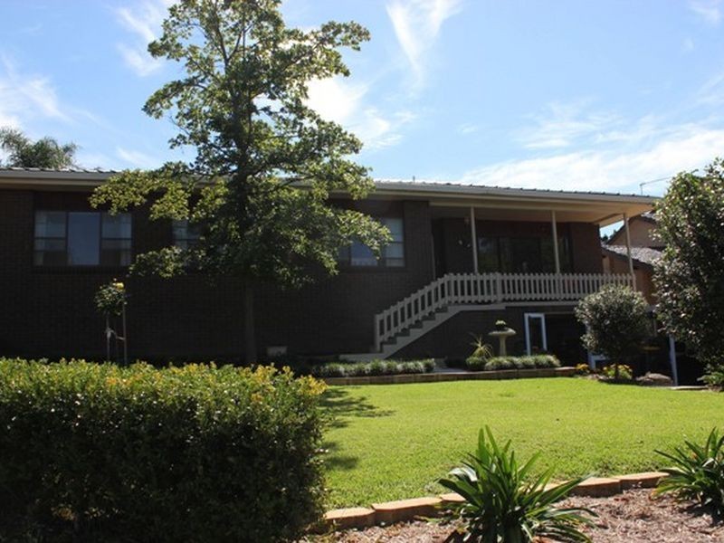 38 Dowell Street, Cowra NSW 2794