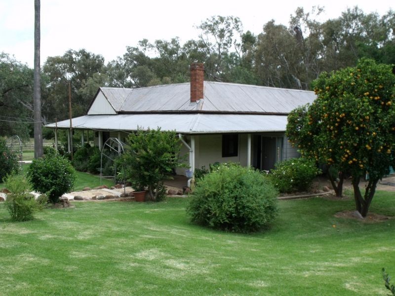 WaterFalls/291 Boorowa Street, Koorawatha NSW 2807