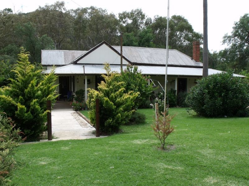 WaterFalls/291 Boorowa Street, Koorawatha NSW 2807