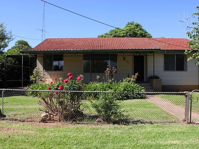 127 Lachlan Street, Cowra NSW 2794