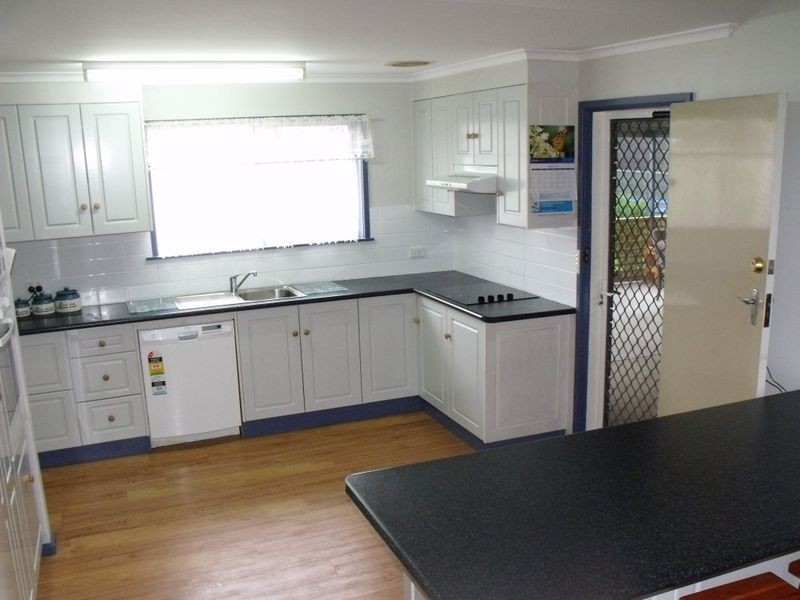 11 Courallie Street, Cowra NSW 2794