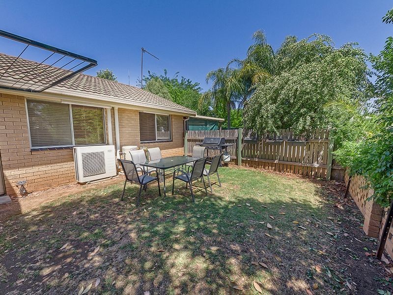 13 b Yaldara Crescent, Cowra NSW 2794