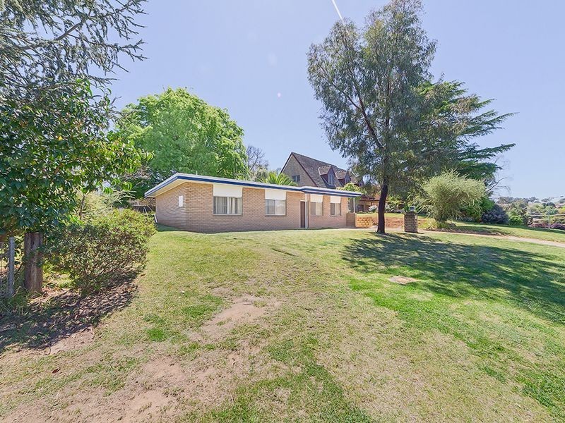 4 Allambie Place, Cowra NSW 2794