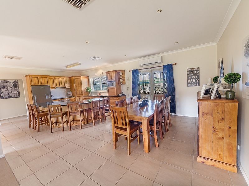 78 Woodlands Road, Cowra NSW 2794