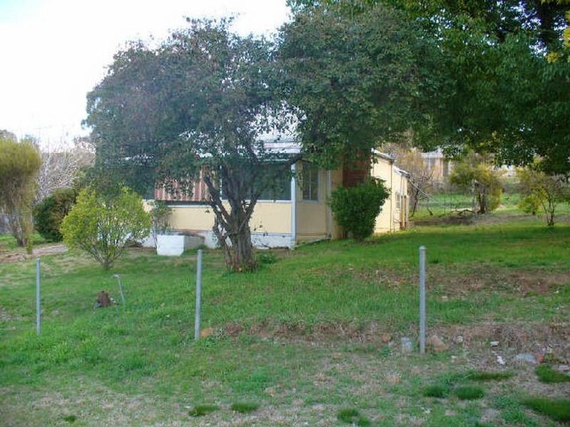 8 Short Street, Cowra NSW 2794