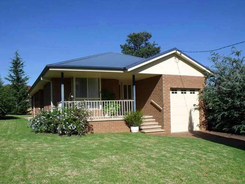 5 Pitt Street, Cowra NSW 2794