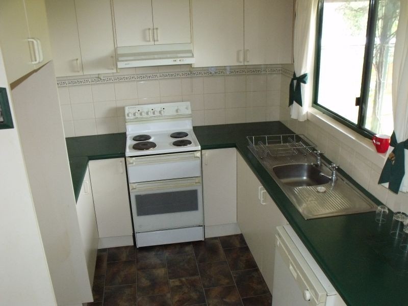 31-33 North Street, Woodstock NSW 2793