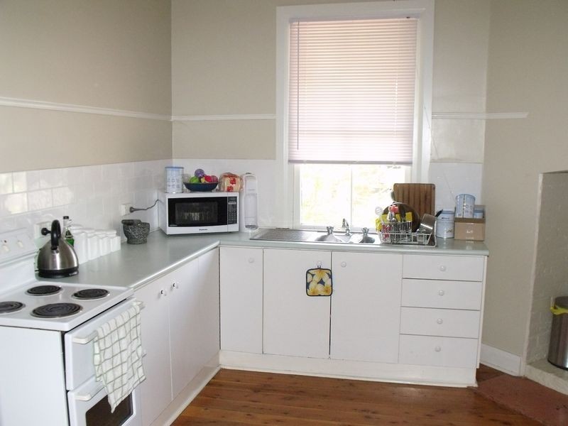 54 Lynch Street, Cowra NSW 2794