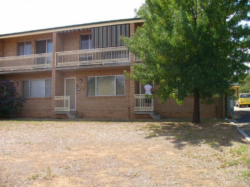 b/29 Newcombe Street, Cowra NSW 2794