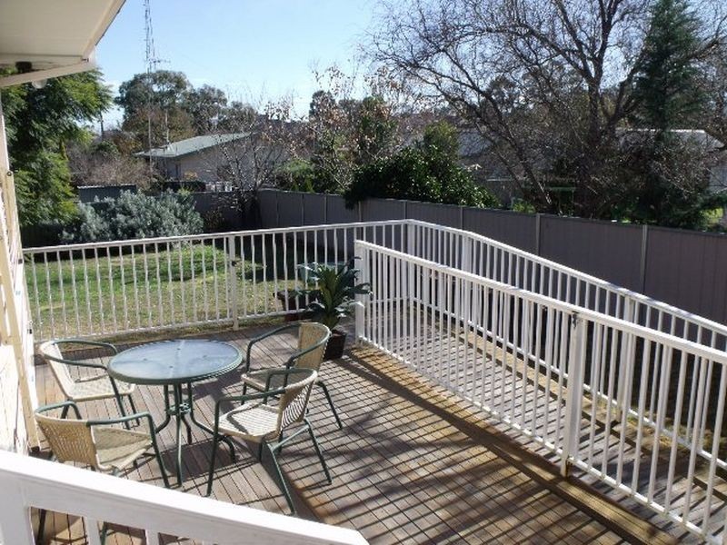 48 Newcombe Street, Cowra NSW 2794
