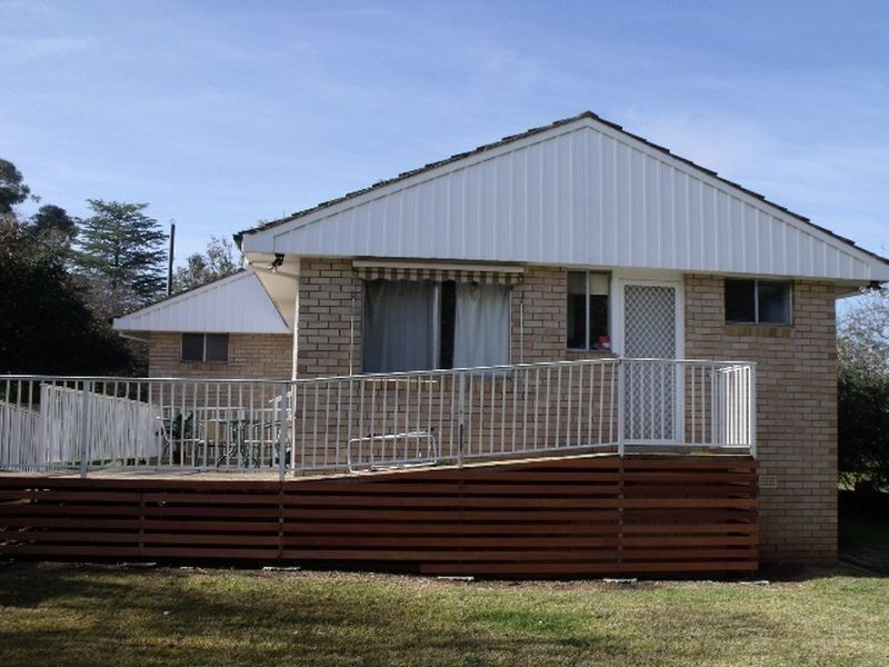 48 Newcombe Street, Cowra NSW 2794