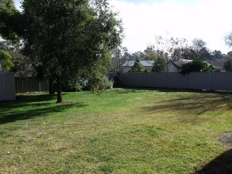 48 Newcombe Street, Cowra NSW 2794